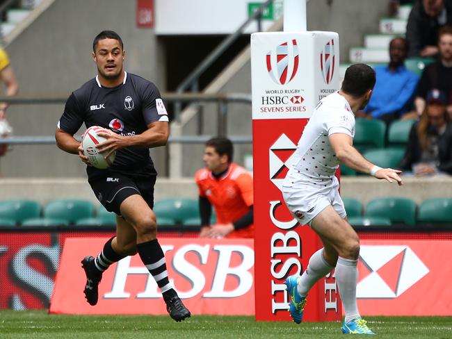 Jarryd Hayne quits NFL's San Francisco 49ers to seek spot on Fiji's Olympic  rugby sevens team - ABC News