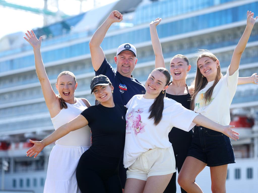 Glenn and Kelly Pearse with their four daughters Kaleisha, 24, Shaylee, 21, Brielle, 18, and Talisse, 16, at the Brisbane Cruise Ship Terminal, Pinkenba. Picture: Liam Kidston