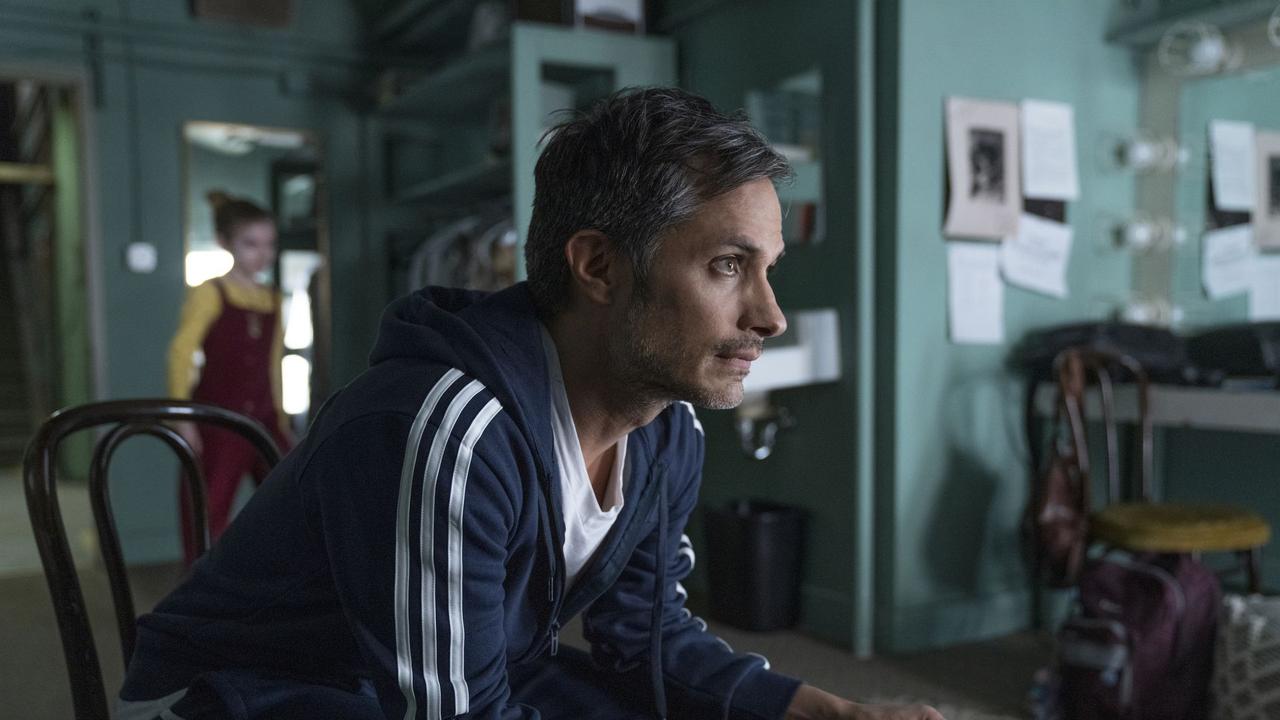 Gael Garcia Bernal in Station Eleven.