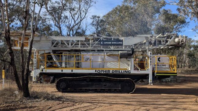 Third diamond drill rig mobilising to the Breccia West prospect. Pic: Waratah Minerals