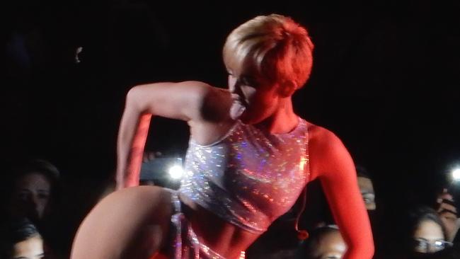 Miley Cyrus ‘under Investigation For Mexican Flag Spanking Stunt The 