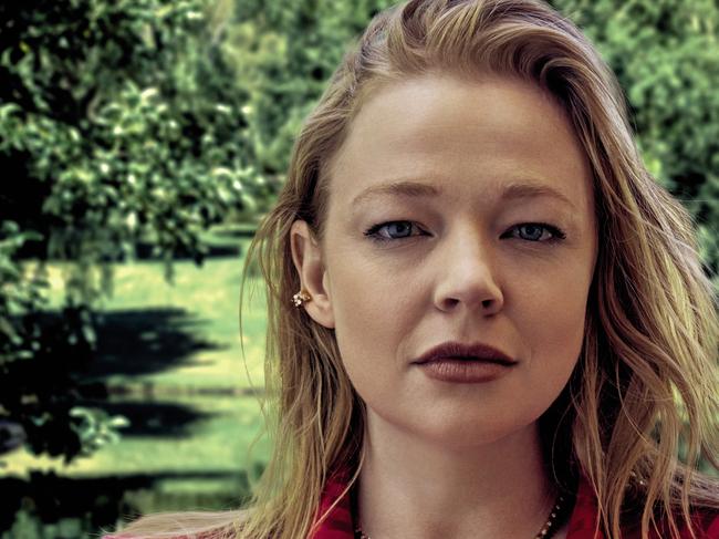 Sarah Snook for the Vogue Australia April 2025 issue. Picture: Jesse Lizotte for Vogue Australia