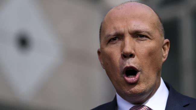 Former Australian Home Affairs Minister Peter Dutton has taken to the backbench since losing his leadership bid to Malcolm Turnbull. (Pic: AAP/Lukas Coch)