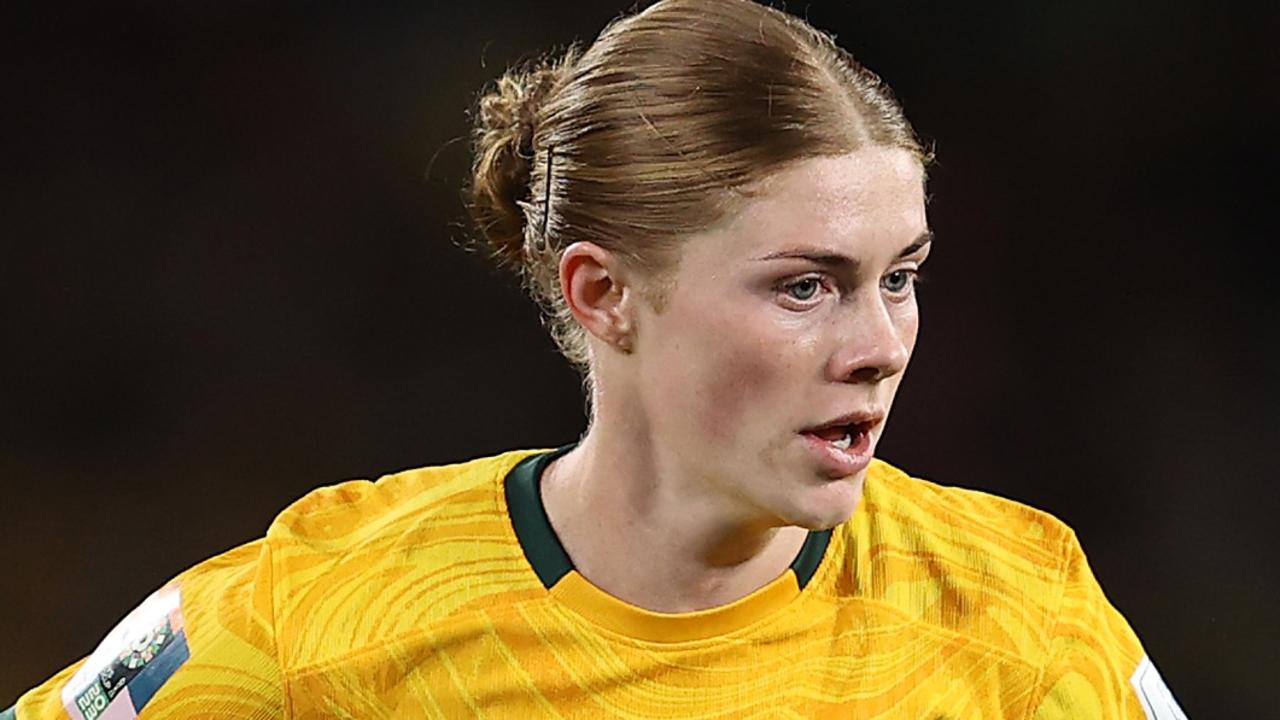 Matildas star stays loyal to Sydney FC