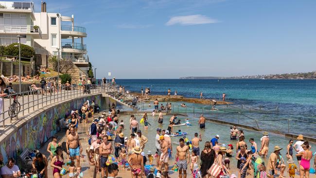 Relaxing beach days could be put on hold if Australia sees a repeat of summer 2019. Picture: NCA NewsWire / Seb Haggett