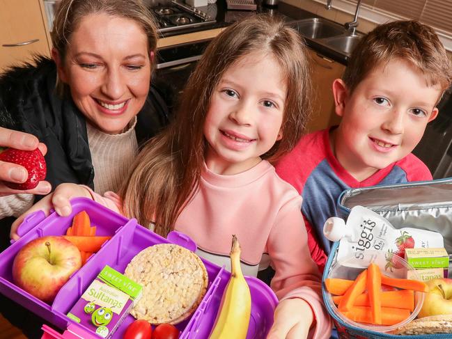 Lunch orders: Parents could be told what snacks to pack for kids