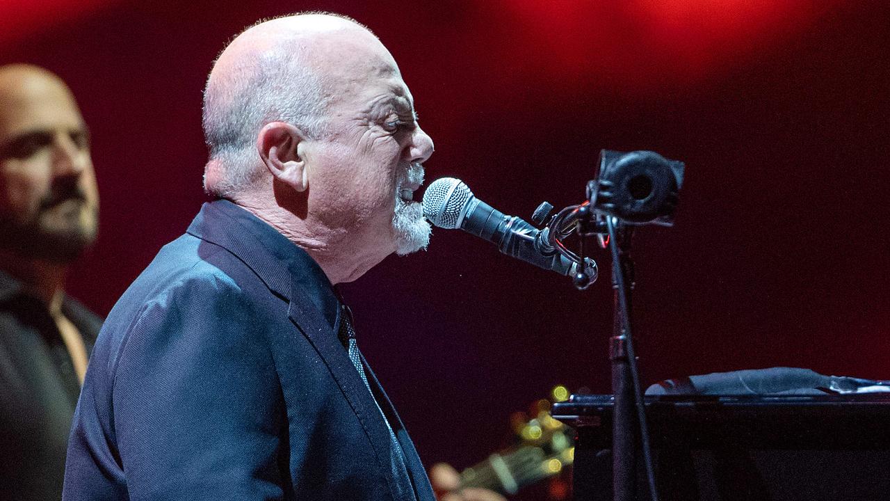 Billy Joel wows the crowd in Orchard Park