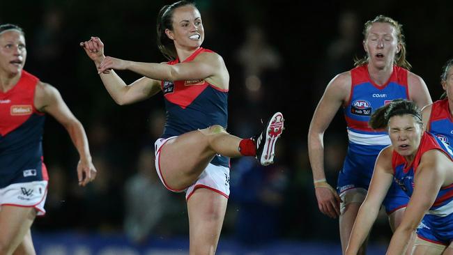 Daisy Pearce in action for Melbourne. Picture: Michael Klein