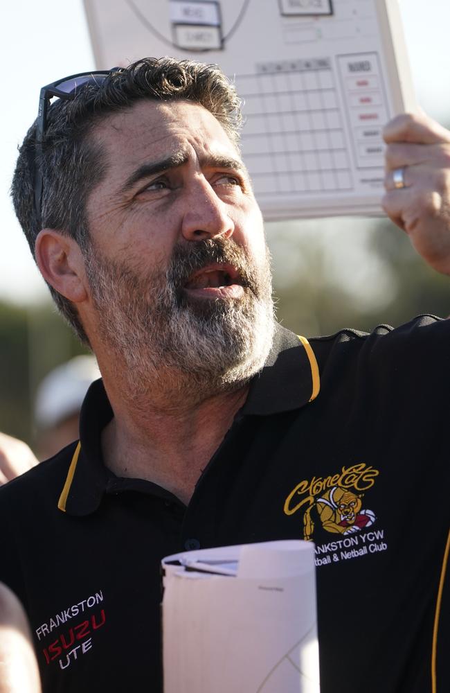 Paul Goonan will continue as Frankston YCW coach. Picture: Valeriu Campan