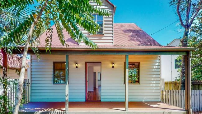 261 Edwards St, Sunshine Beach last sold in 2008 for $480,000.