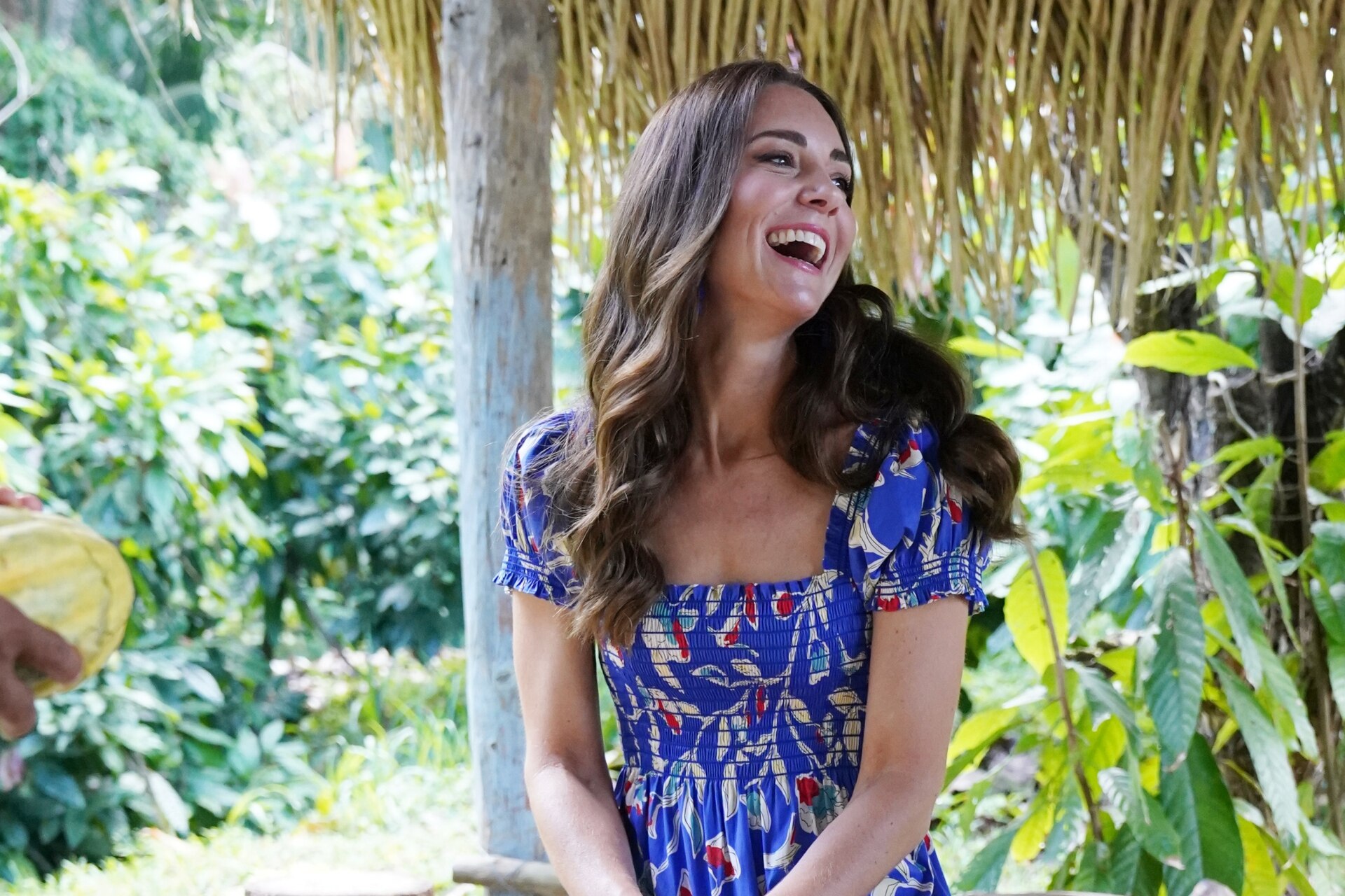 Kate Middleton Wears The Perfect Summer Dress In Belize - Vogue Australia