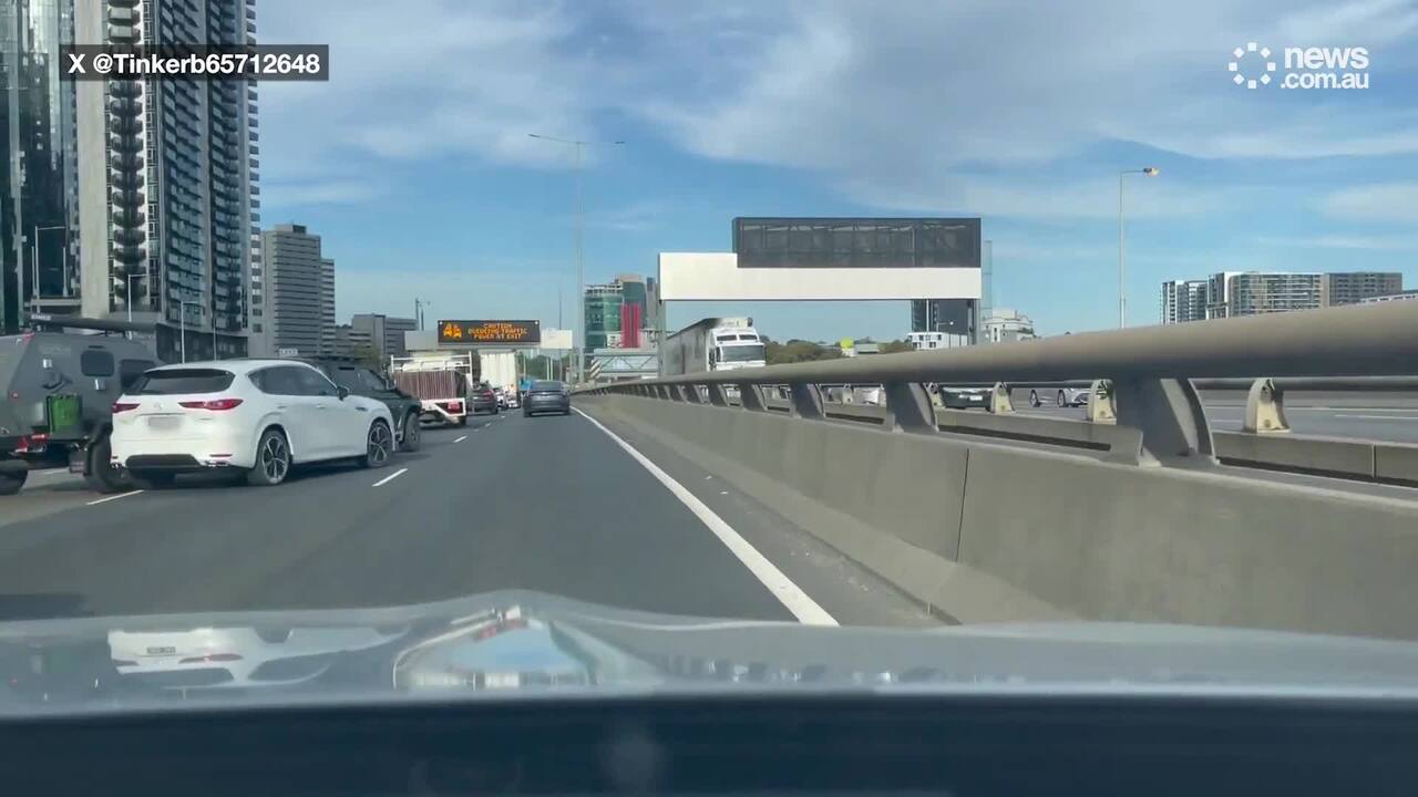 Wild footage of Melbourne driver