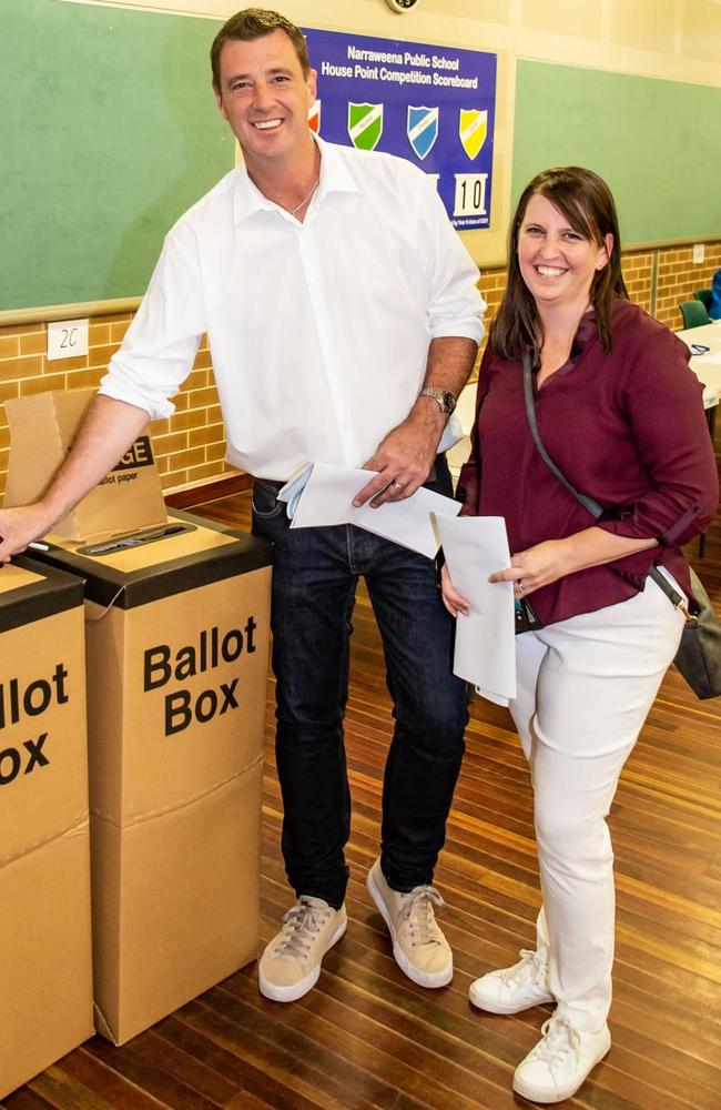 The independent candidate for Wakehurst in the NSW election, Michael Regan, with his wife Bronwen, voting at Narraweena Public School on Saturday. Picture: Supplied