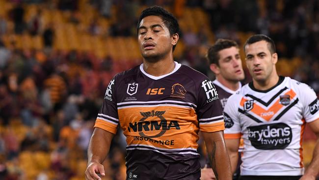 Anthony Milford of the Broncos reacts following the Round 5 NRL match between the Brisbane Broncos and the Wests Tigers at Suncorp Stadium in Brisbane, Thursday, April 11, 2019. (AAP Image/Dave Hunt) NO ARCHIVING, EDITORIAL USE ONLY