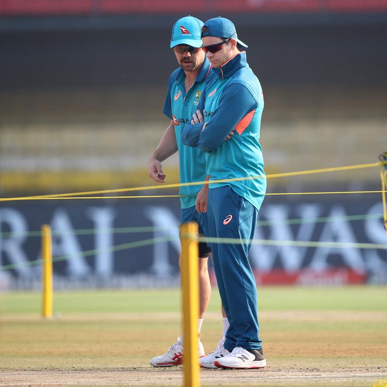 Steve Smith and Travis Head inspect the wicket before the third Test.