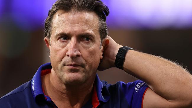 PERTH, AUSTRALIA - APRIL 27: Luke Beveridge, head coach of the Bulldogs looks on during the round seven AFL match between Fremantle Dockers and Western Bulldogs at Optus Stadium, on April 27, 2024, in Perth, Australia. (Photo by Paul Kane/Getty Images)