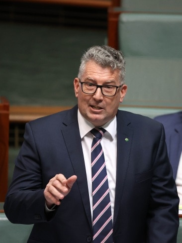 Resources Minister Keith Pitt believes WA residents are "entitled" to ask when the border restrictions will be relaxed. Picture: NCA NewsWire / Gary Ramage