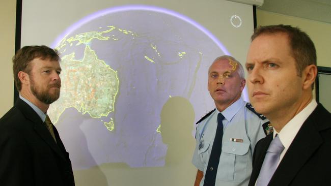 In 2008, Detective Superintendant Peter Crawford is pictured with then Chief Superintendent Ross Barnett and Detective Acting Inspector John Rouse. Picture: Drew Fitzgibbon 