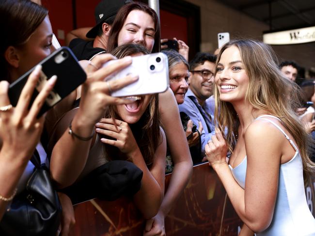 The actress wowed her hometown crowd at the premiere, which shut down Market Street in Sydney. Picture: Hanna Lassen/Getty Images for Paramount Pictures