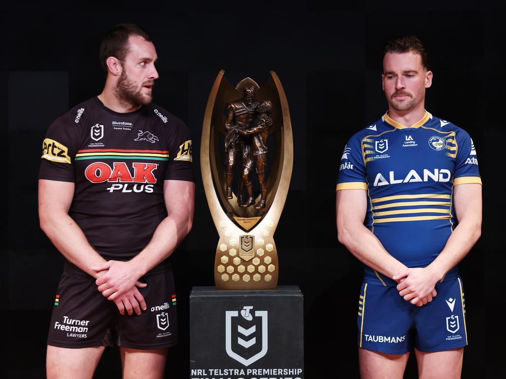 Penrith Panthers unveil 2019 home and away jerseys - NRL News