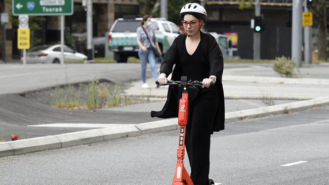 Queensland will crackdown on e-scooter riders to ensure footpaths are safer for all users. Picture: NCA NewsWire / Andrew Henshaw