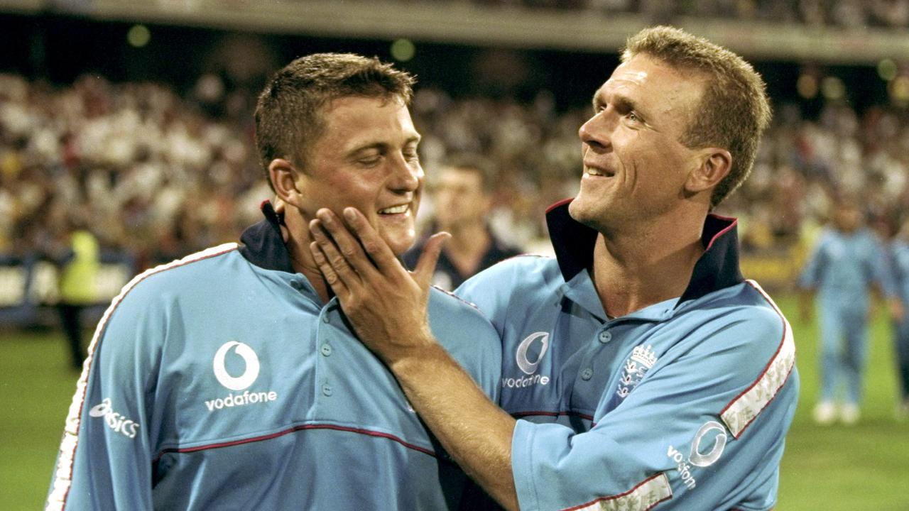 Alec Stewart asked Shane Warne to tame the MCG crowd after star bowler Darren Gough had rubbish thrown at him in 1999. Photo: Clive Mason /Allsport