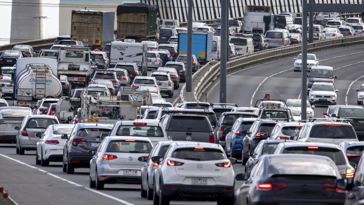 Melbourne commuters warned to brace for roadworks public