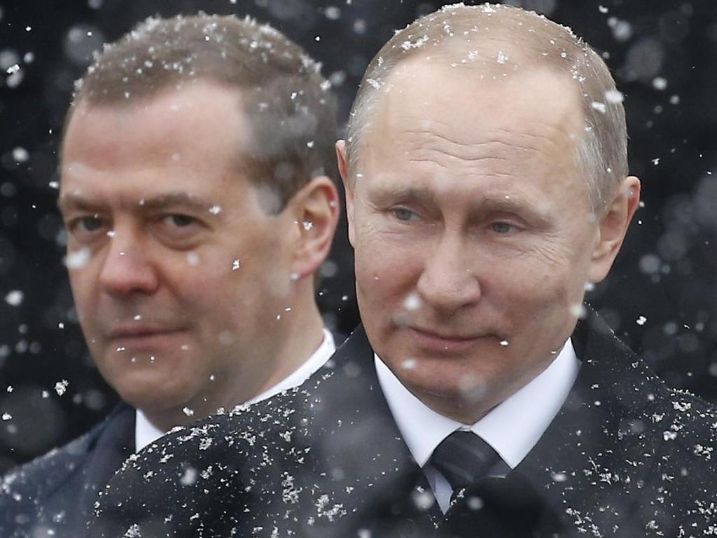 Arrest Putin and we’ll attack: Medvedev