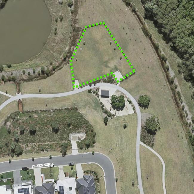 Proposed new off leash area at Xenia Park, Helensvale.