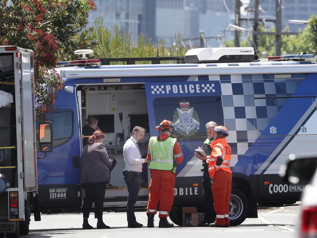 Police at the scene where a body has been found in a Port Melbourne laneway. Friday, November 8. 2024. Picture: David Crosling