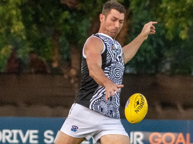 Matt Dennis is dominant around the ruck but needs his players to feed off him. Picture: Aaron Black/AFLNT Media