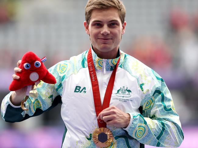 PARIS, FRANCE - SEPTEMBER 03: Gold medalist, James Turner of Team Australia, poses for a photo during the medal ceremony for the Men's 400m T36 Final on day six of the Paris 2024 Summer Paralympic Games at Stade de France on September 03, 2024 in Paris, France. (Photo by Ezra Shaw/Getty Images)