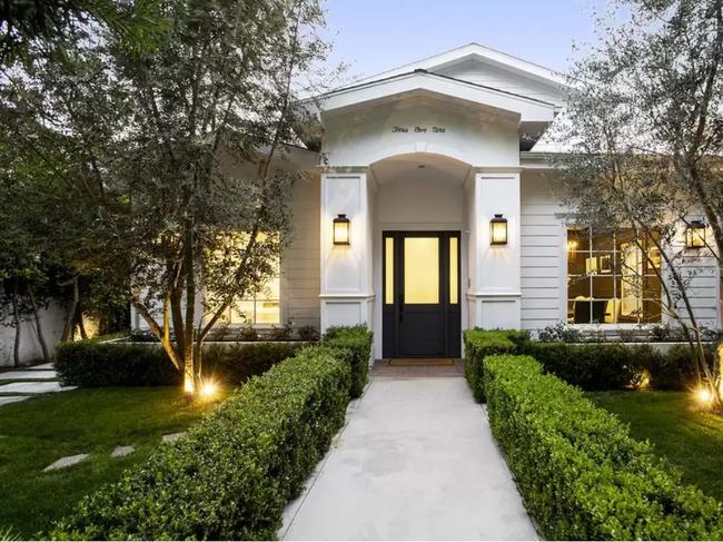 Margot Robbie lists L.A. home for sale. Source: The MLS https://www.realtor.com/realestateandhomes-detail/359-S-Sycamore-Ave_Los-Angeles_CA_90036_M18906-34632