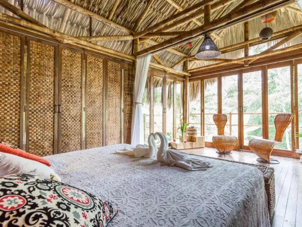 An ideal spot for a romantic getaway. Picture: Airbnb