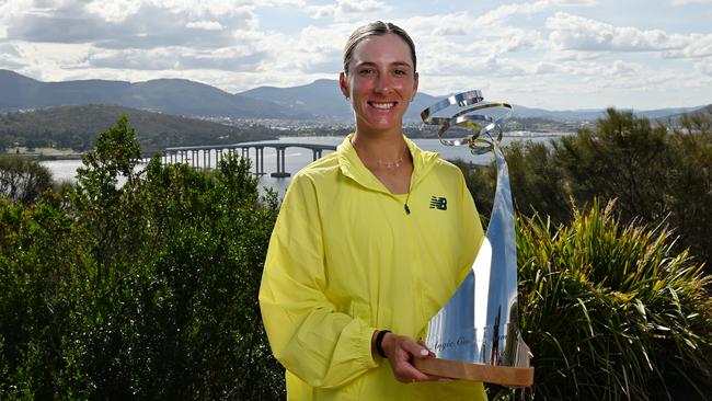 HOBART, AUSTRALIA - JANUARY 11: McCartney Kessler of USA  poses with trophy after winning in the final against Elise Mertens of Belgium during day six of the 2025 Hobart International at Domain Tennis Centre on January 11, 2025 in Hobart, Australia. (Photo by Steve Bell/Getty Images)