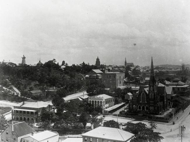 Looking across Albert Street in the 1930s. Picture: Brisbane City Council