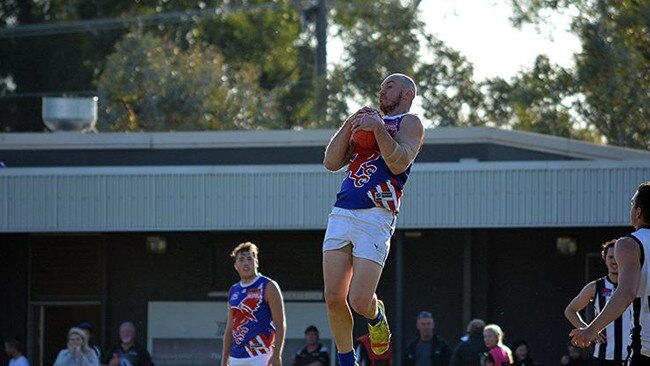 Matt Carnelley playing for Keysborough.