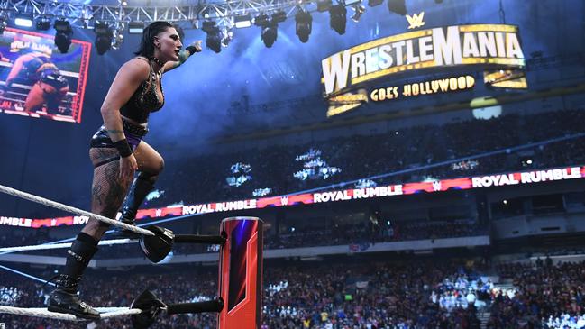 Rhea Ripley points to the Wrestlemania sign after another landmark outing at WWE’s Royal Rumble. Source: WWE