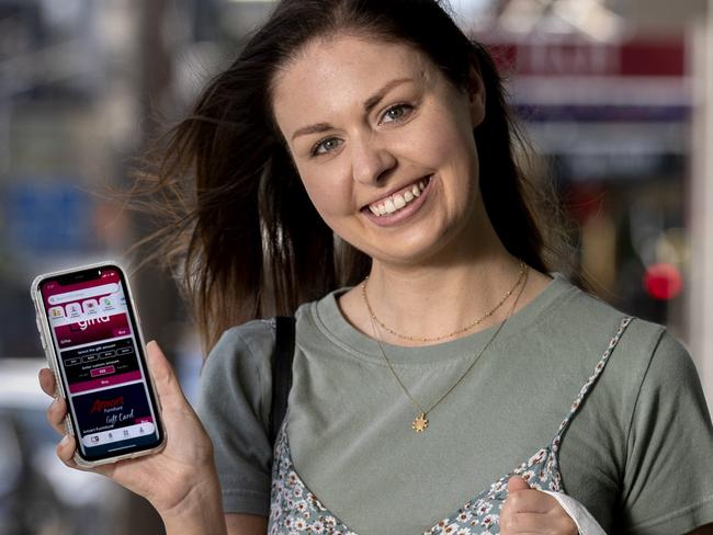 20/11/2020  SMART DAILY: Small business owner Emily Winter, 29, from South Yarra shopping in Chapel St.  She is spending up on electronic gift cards this year as Christmas presents. She said it's an easy way for her to buy presents and have them delivered electronically to family and friends. Picture: David Geraghty