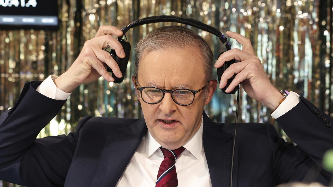Coalition ramps up Voice attack after Wells comments; would Albo blow a spliff with Kyle?