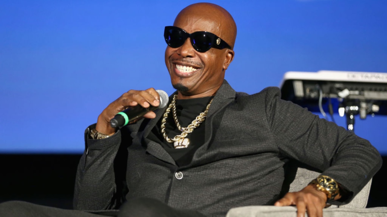 MC Hammer cops backlash for throwing support behind the Voice to Parliament