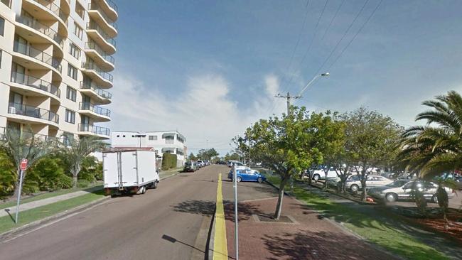 View of the existing car park from Short Street looking south at The Entrance.