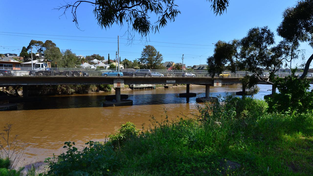 Woman charged with murder over body in Maribyrnong River | Herald Sun