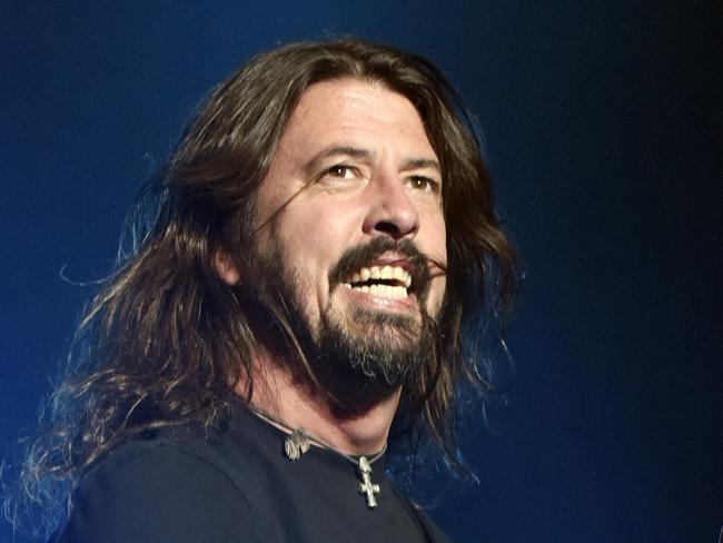 EMBARGO:  for sunday DECEMBER 17THNEW ORLEANS, LA - OCTOBER 28:  Dave Grohl of Foo Fighters performs during the 2017 Voodoo Music + Arts Experience at City Park on October 28, 2017 in New Orleans, Louisiana.  (Photo by Tim Mosenfelder/Getty Images)