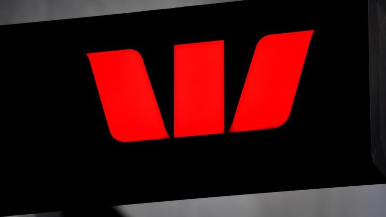 Westpac urged to consider the future of its leadership team