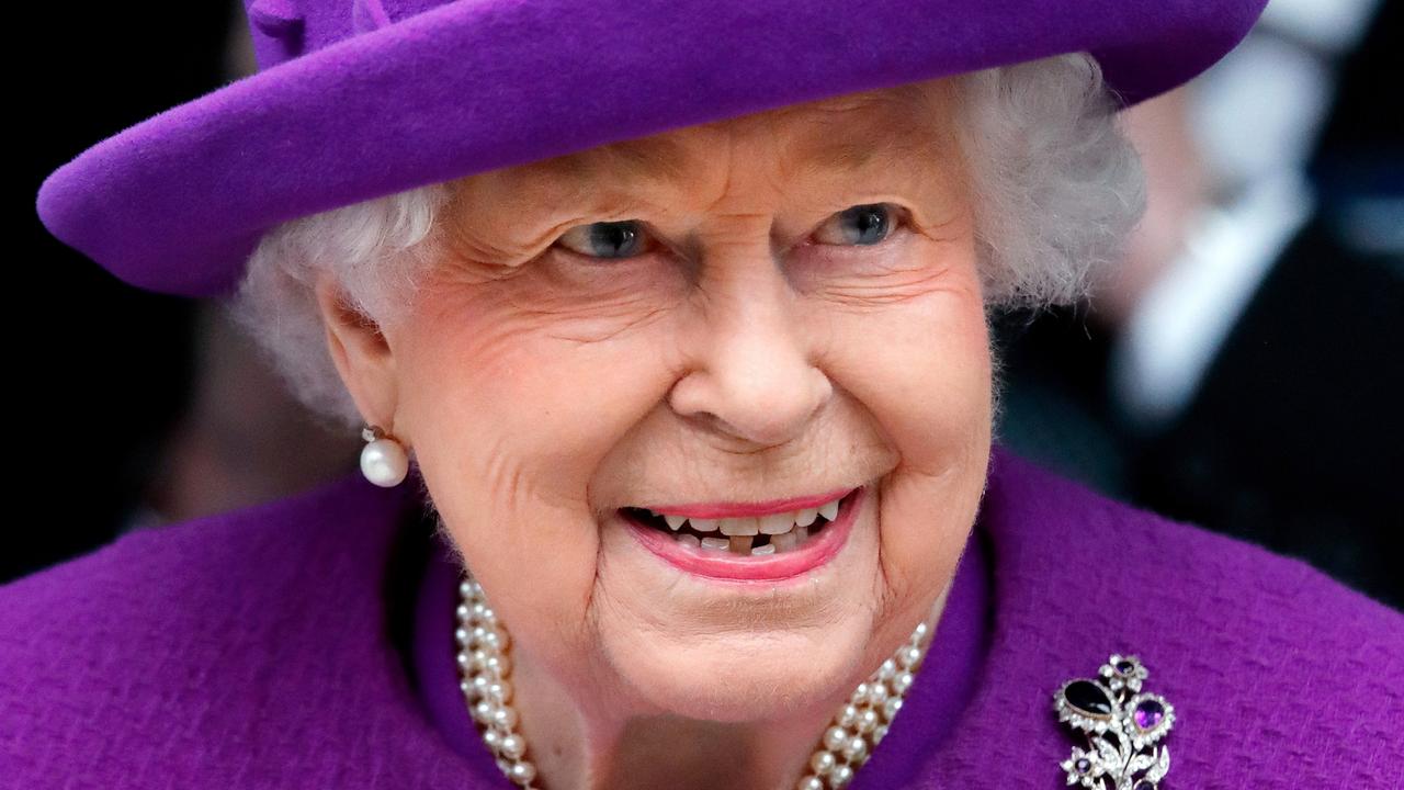 The Queen has a souped up Samsung but takes few calls on it. (Photo by Max Mumby/Indigo/Getty Images)