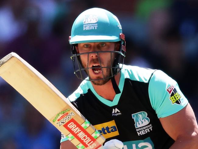 ADELAIDE, AUSTRALIA - JANUARY 17: Chris Lynn of the Heat bats during the Big Bash League match between the Adelaide Strikers and the Brisbane Heat at the Adelaide Oval on January 17, 2020 in Adelaide, Australia. (Photo by Matt King/Getty Images)