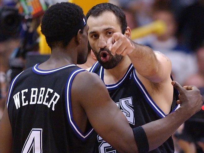 Bibby and Stojakovic Look for a New Memory - The New York Times