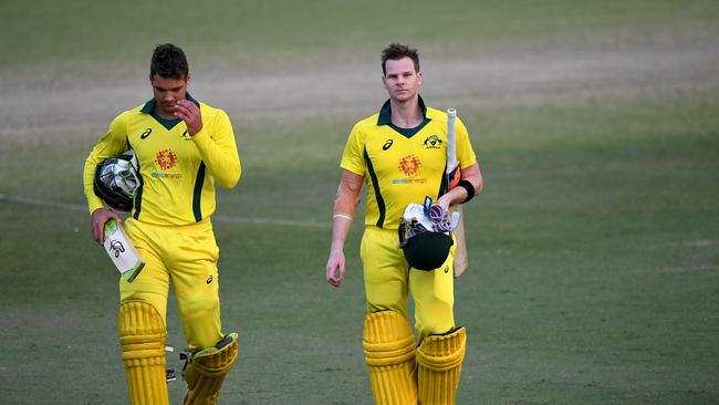 Steve Smith (right) Alex Carey of the Australia XI