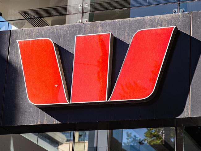 Westpac to hand out $1000 bonuses as part of wage talks